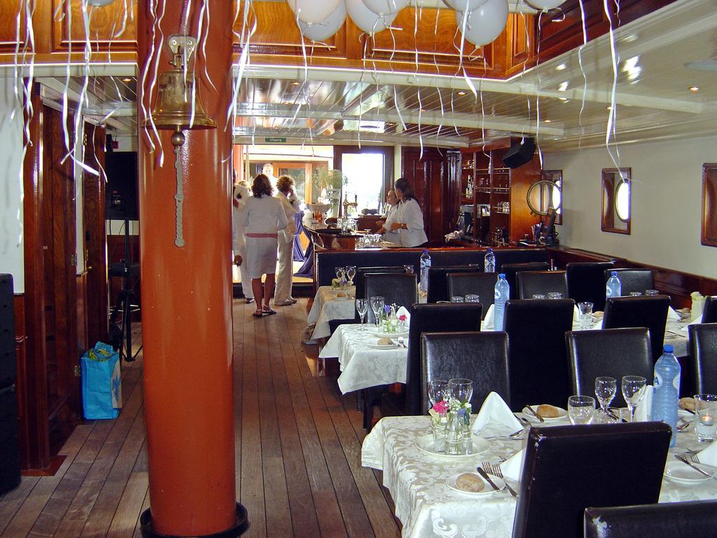 فندق Boat Barkentijn Marjorie أنتويرب المظهر الخارجي الصورة